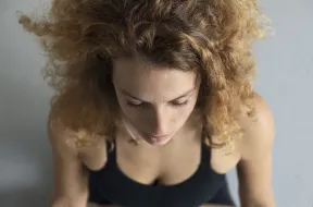 Jenny Hirtz Yoflaminga practicing Meditation Spirituality